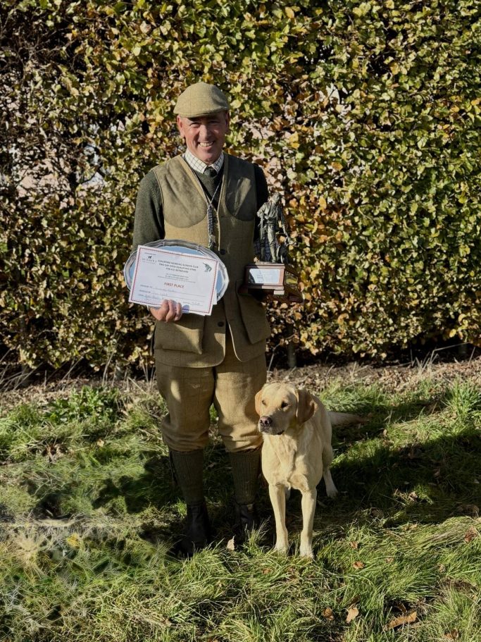 Field Trial Winner Simon Capstick & Gunnerspeg Gambler